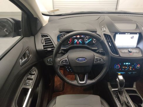 Used 2019 Ford Escape SE FWD image 22