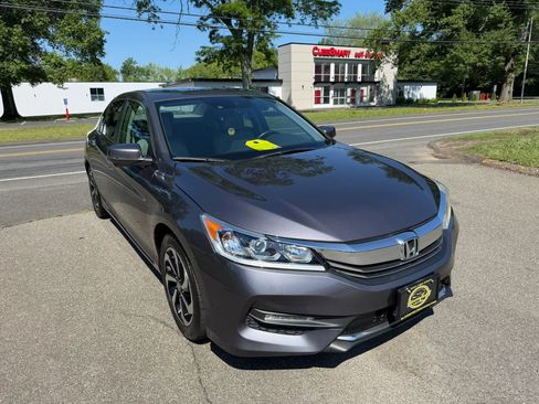 Used 2016 Honda Accord EX-L image 3