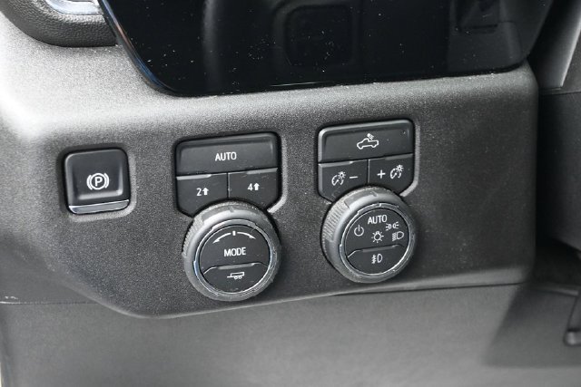 Used 2026 Chevrolet Silverado 1500 RST AWD/4WD image 17