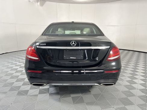 Used 2018 Mercedes-Benz E 300 image 7