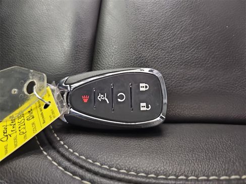 Certified 2023 Chevrolet Traverse LT w/ LT Premium Package image 43