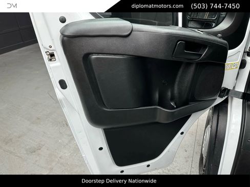 Used 2024 RAM ProMaster 2500 w/ Convenience Group image 21