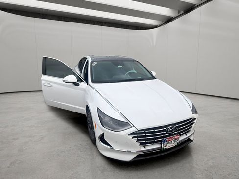 Used 2023 Hyundai Sonata Limited FWD image 7