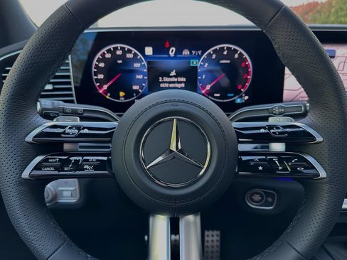 New 2024 Mercedes-Benz GLS 450 4MATIC image 30
