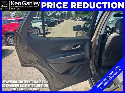 Used 2024 GMC Terrain Denali AWD/4WD image 20