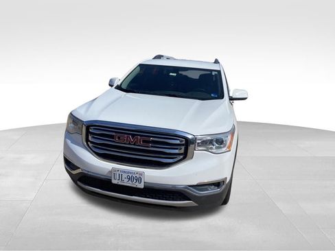 Used 2017 GMC Acadia SLE FWD image 4