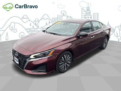 Used 2025 Nissan Altima 2.5 SV