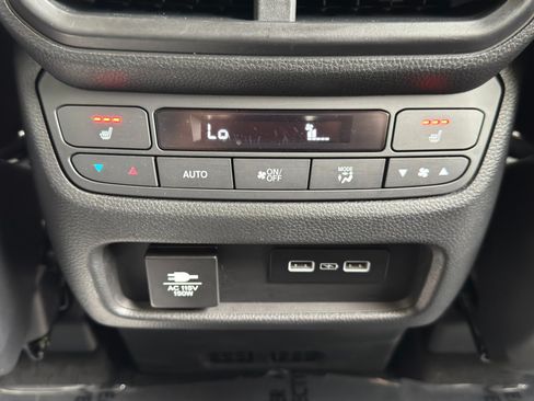 Used 2023 Honda Pilot Elite image 37