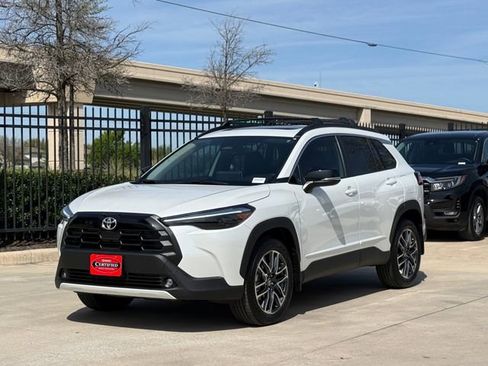 Used 2026 Toyota Corolla Cross XLE w/ Convenience Package image 6