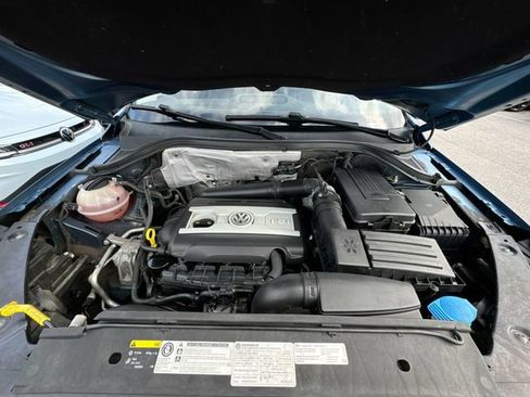 Used 2017 Volkswagen Tiguan S FWD image 29