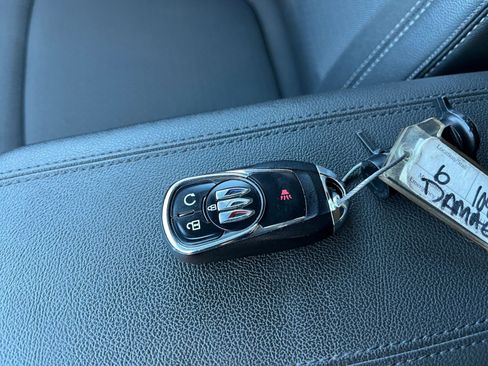 Used 2025 Buick Encore GX Preferred image 22