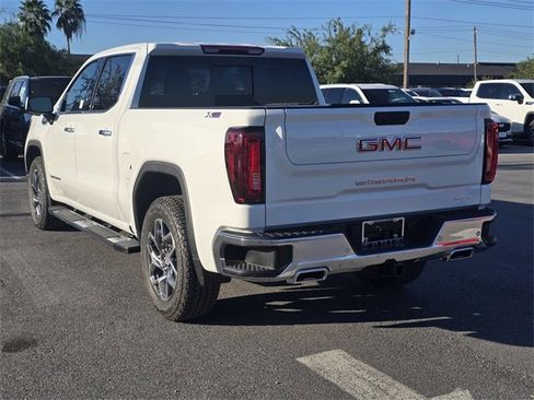 New 2026 GMC Sierra 1500 SLT image 7