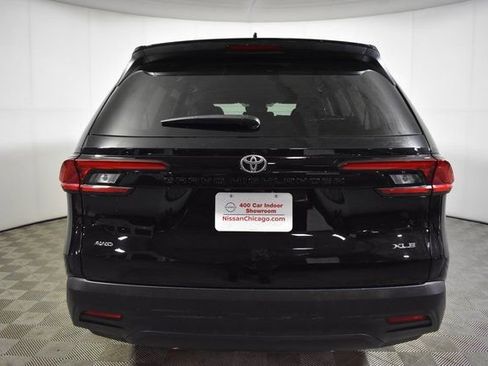 Used 2025 Toyota Grand Highlander AWD image 5