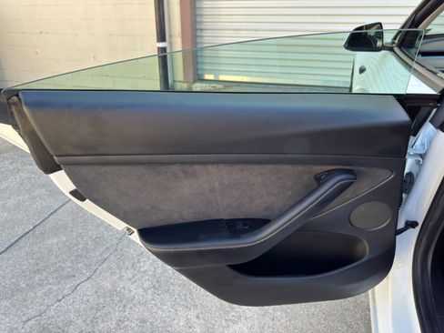Used 2021 Tesla Model 3 Standard Range Plus RWD image 43