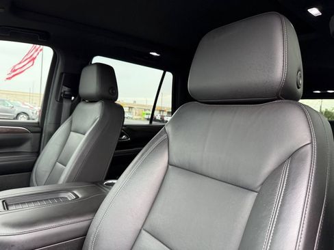 Used 2021 Chevrolet Tahoe LT w/ LT Signature Package RWD image 11