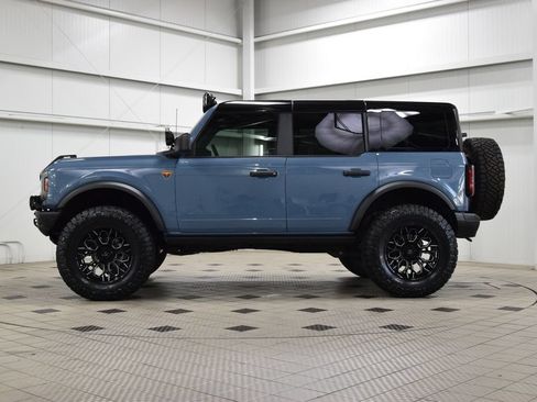 Used 2025 Ford Bronco Badlands AWD/4WD image 4