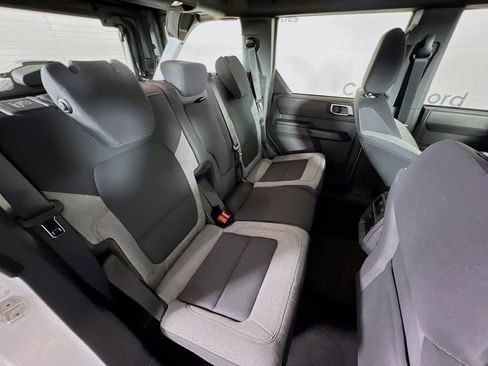 New 2025 Ford Bronco 4-Door image 15
