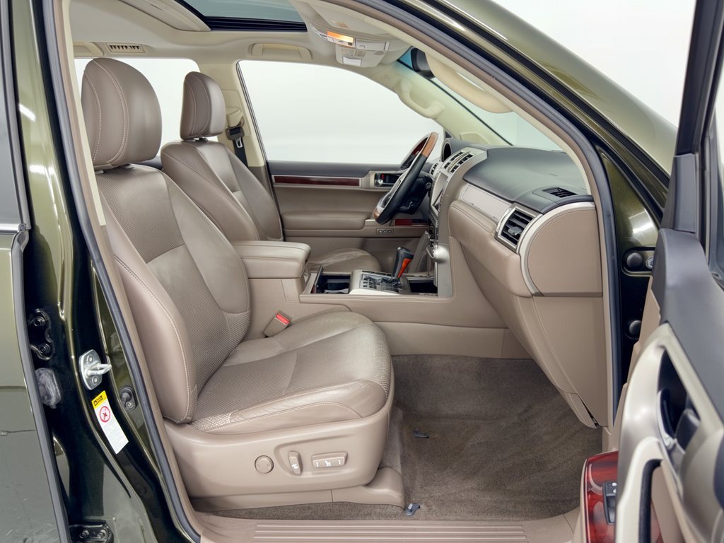 Used 2011 Lexus GX 460 w/ Comfort Plus Pkg AWD/4WD image 30