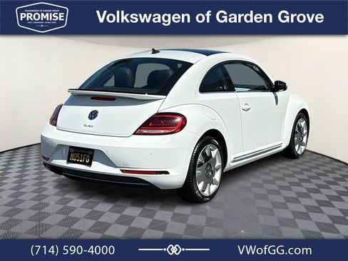Used 2018 Volkswagen Beetle 2.0T SE w/ SE Premium Package FWD image 8