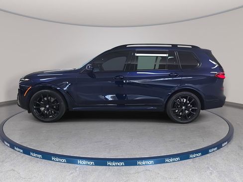 Used 2023 BMW X7 xDrive40i w/ Executive Package image 11