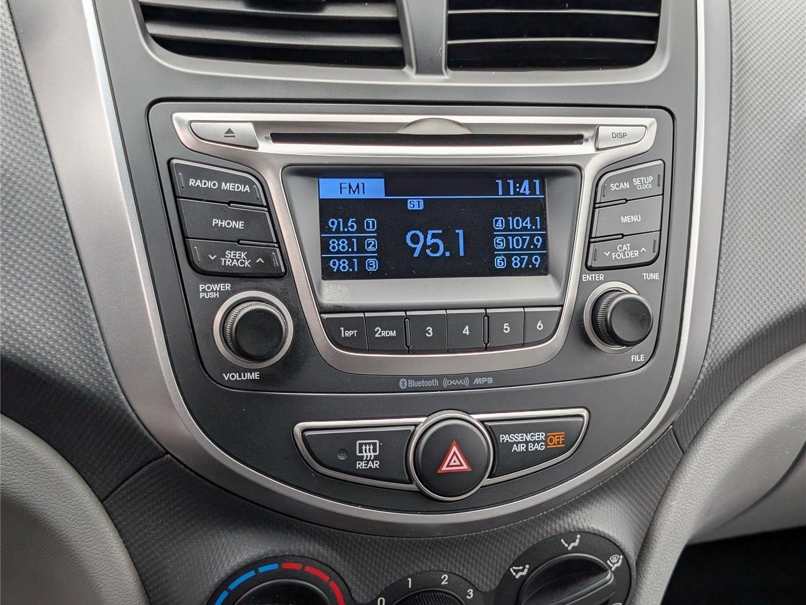 Used 2016 Hyundai Accent SE w/ Option Group 02 FWD image 23