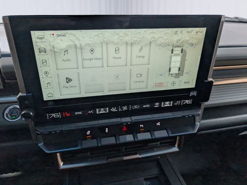 Certified 2025 GMC Hummer EV 2X w/ LPO, Sport Package image 26