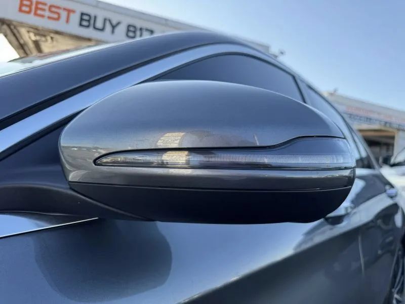 Used 2020 Mercedes-Benz C 300 Sedan image 10
