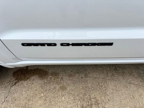 Used 2021 Jeep Grand Cherokee Laredo X RWD image 26