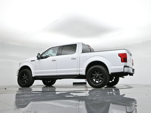 Used 2018 Ford F150 Lariat w/ Equipment Group 502A Luxury image 61