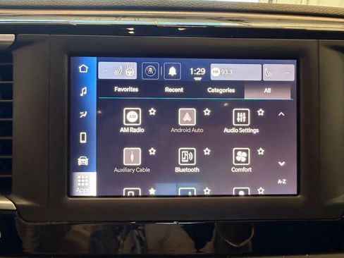Used 2023 Chrysler Voyager LX FWD image 32