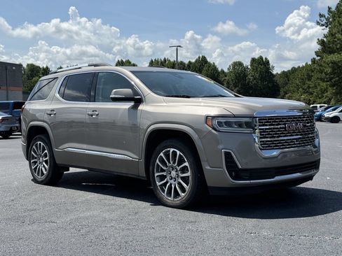 Used 2023 GMC Acadia Denali w/ Denali Ultimate Package FWD image 22