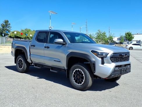 New 2026 Toyota Tacoma 4x4 Double Cab image 2