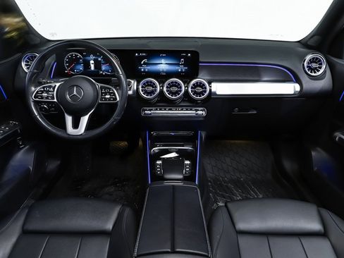 Certified 2022 Mercedes-Benz GLB 250 4MATIC image 7