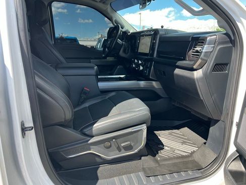 Used 2023 Ford F250 Lariat w/ Lariat Ultimate Package AWD/4WD image 14