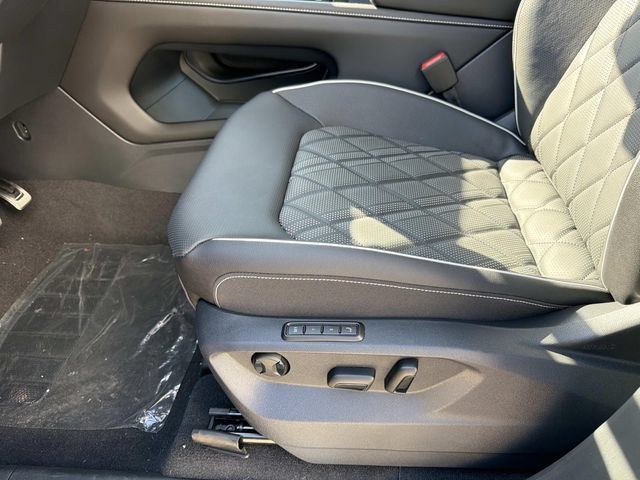 New 2026 Volkswagen Atlas SEL Premium R-Line AWD/4WD image 18