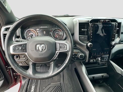 Used 2022 RAM 1500 Big Horn AWD/4WD image 11