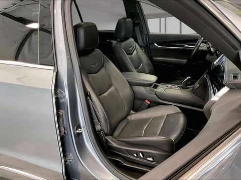 Used 2020 Cadillac XT6 Premium Luxury AWD/4WD image 31