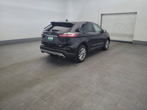 Used 2019 Ford Edge Titanium AWD/4WD image 9