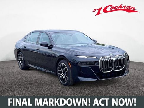 Used 2025 BMW 740i xDrive w/ Premium Package AWD/4WD image 1
