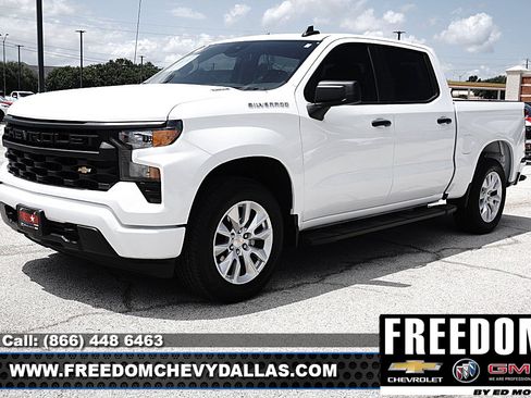 New 2026 Chevrolet Silverado 1500 Custom RWD image 3