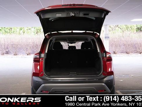 Used 2022 Nissan Rogue SV AWD/4WD image 28