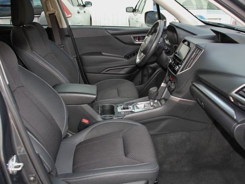 Used 2023 Subaru Forester Premium AWD/4WD image 35