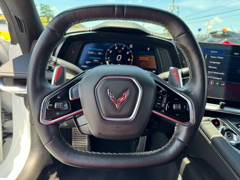 Used 2021 Chevrolet Corvette Stingray Preferred Cpe w/ Engine Appearance Package RWD image 29