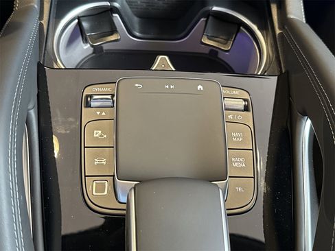 New 2026 Mercedes-Benz GLE 53 AMG Base image 32