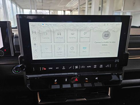 Used 2024 GMC Hummer EV 3X image 30