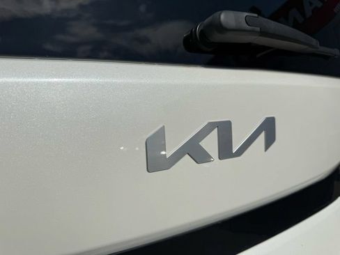 Used 2023 Kia Soul LX w/ LX Technology Package FWD image 45