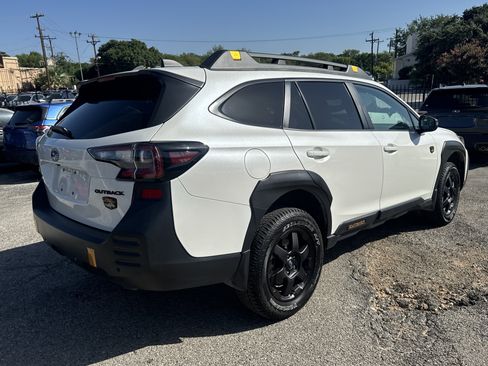 Certified 2025 Subaru Outback Wilderness AWD/4WD image 3