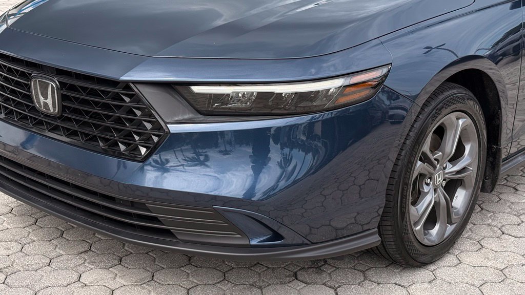 Certified 2023 Honda Accord EX image 16
