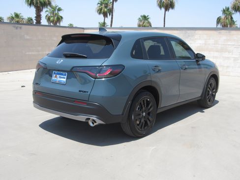 New 2026 Honda HR-V Sport image 4