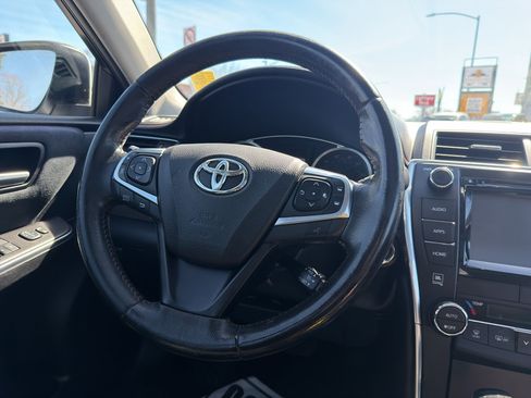 Used 2016 Toyota Camry XSE image 24
